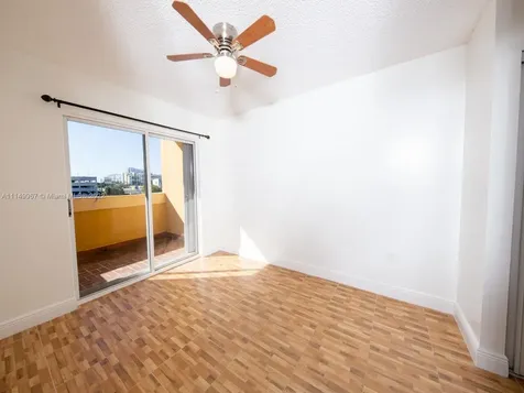 269 NW 7th Street Miami FL 33136