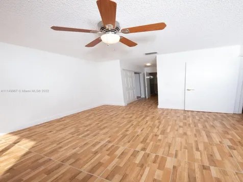 269 NW 7th Street Miami FL 33136