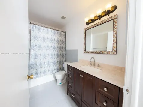 269 NW 7th Street Miami FL 33136