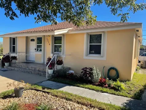 1216 NW 13th Street Homestead FL 33030
