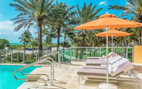 1455 Ocean Drive Miami Beach FL 33139