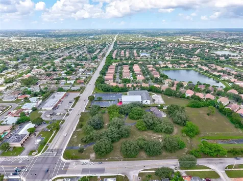7227 Taft Street Pembroke Pines FL 33024