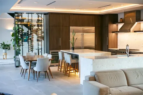 5288 Alton Road Miami Beach FL 33140