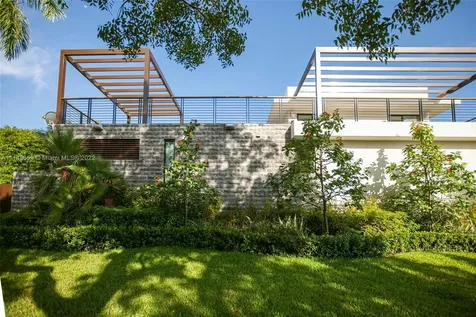 5288 Alton Road Miami Beach FL 33140