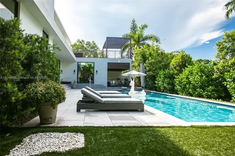 5288 Alton Road Miami Beach FL 33140