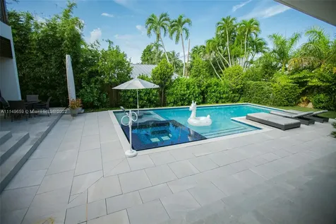 5288 Alton Road Miami Beach FL 33140
