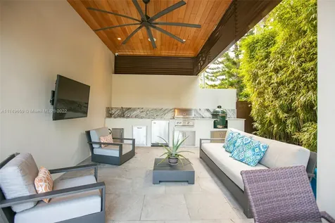 5288 Alton Road Miami Beach FL 33140