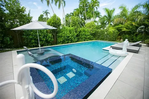 5288 Alton Road Miami Beach FL 33140