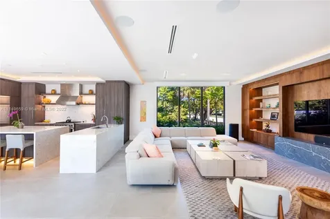 5288 Alton Road Miami Beach FL 33140