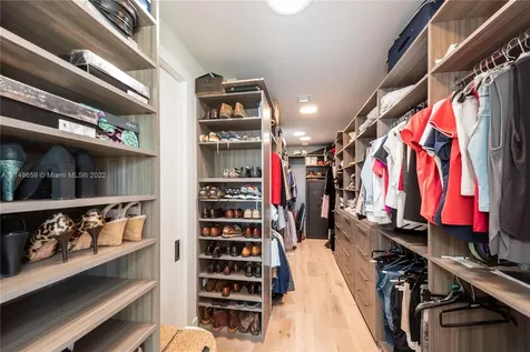 5288 Alton Road Miami Beach FL 33140