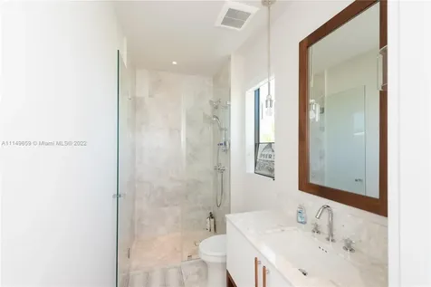 5288 Alton Road Miami Beach FL 33140