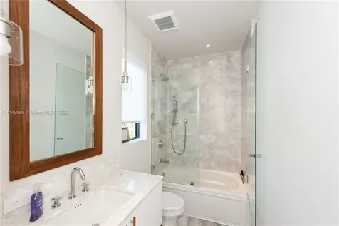 5288 Alton Road Miami Beach FL 33140