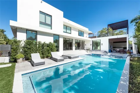 5288 Alton Road Miami Beach FL 33140