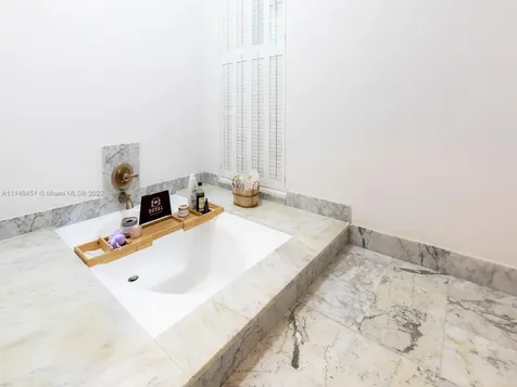 11655 Old Cutler Road Coral Gables FL 33156