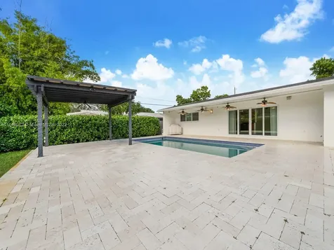 6240 SW 59th Street South Miami FL 33143