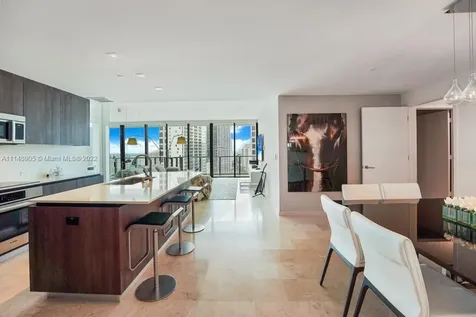 68 SE 6th Street Miami FL 33131
