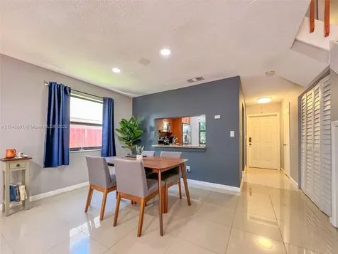 10340 NW 3rd Street Pembroke Pines FL 33026