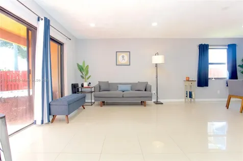 10340 NW 3rd Street Pembroke Pines FL 33026