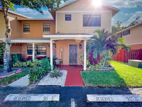10340 NW 3rd Street Pembroke Pines FL 33026