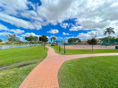 10340 NW 3rd Street Pembroke Pines FL 33026