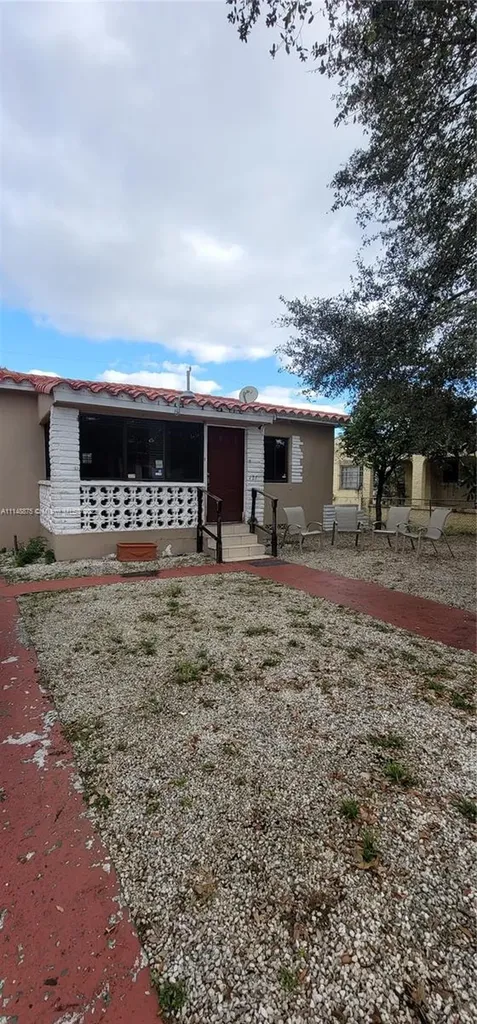 121 NW 46th Street Miami FL 33127