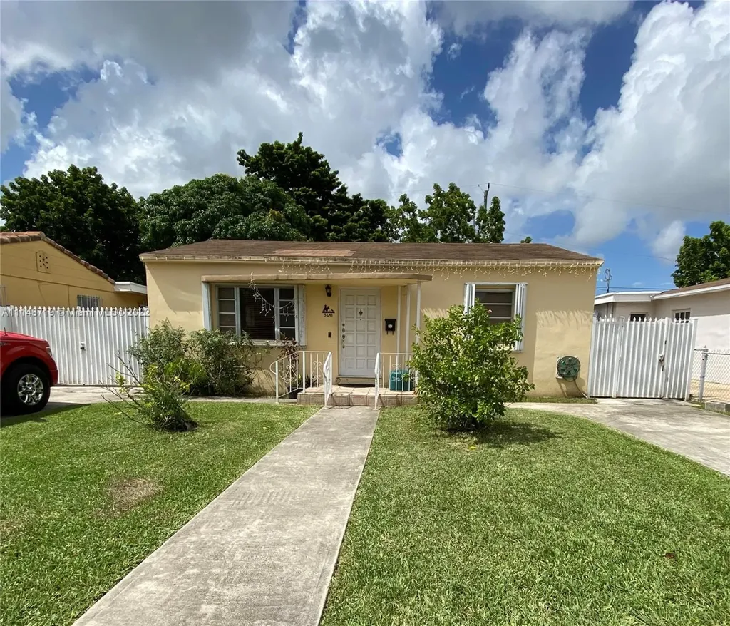 3651 NW 15th Street Miami FL 33125
