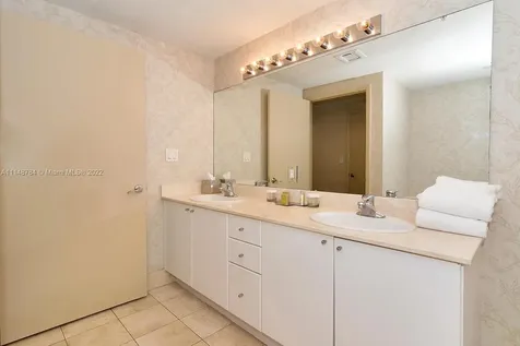 17375 Collins Avenue Sunny Isles Beach FL 33160