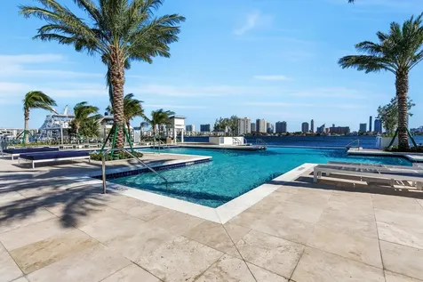 17111 Biscayne Boulevard North Miami Beach FL 33160