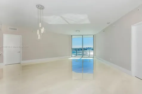 17111 Biscayne Boulevard North Miami Beach FL 33160