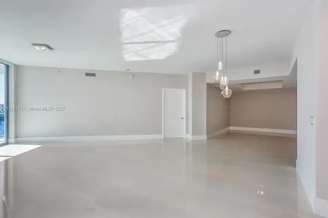 17111 Biscayne Boulevard North Miami Beach FL 33160