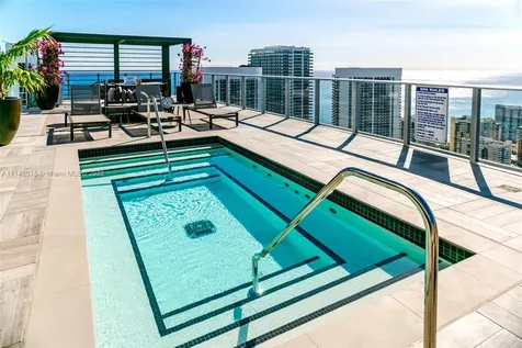 4010 S Ocean Drive Hollywood FL 33019