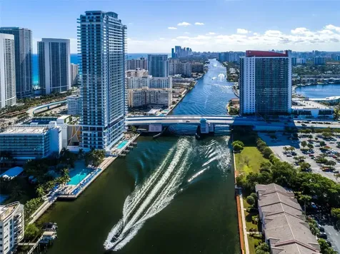 4010 S Ocean Drive Hollywood FL 33019