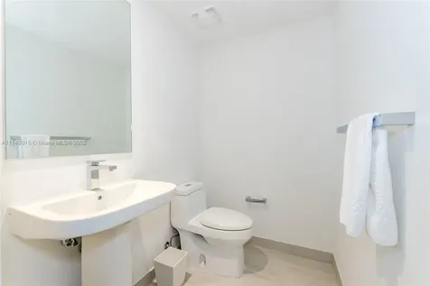 4010 S Ocean Drive Hollywood FL 33019