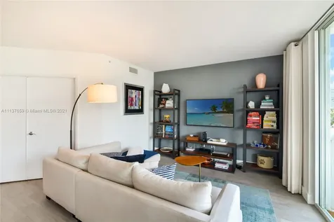 10 Venetian Way Miami Beach FL 33139