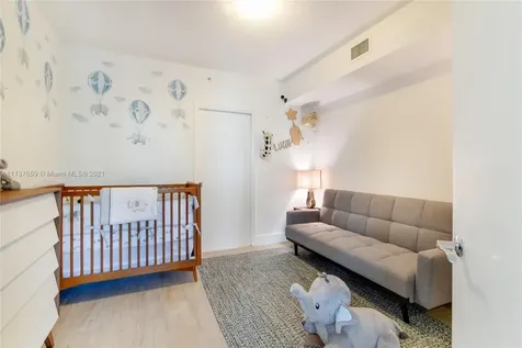 10 Venetian Way Miami Beach FL 33139