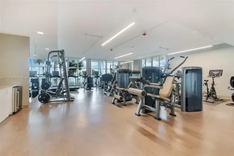 10 Venetian Way Miami Beach FL 33139