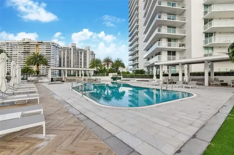 10 Venetian Way Miami Beach FL 33139