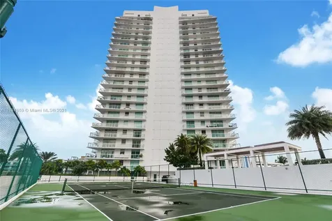 10 Venetian Way Miami Beach FL 33139