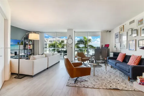10 Venetian Way Miami Beach FL 33139