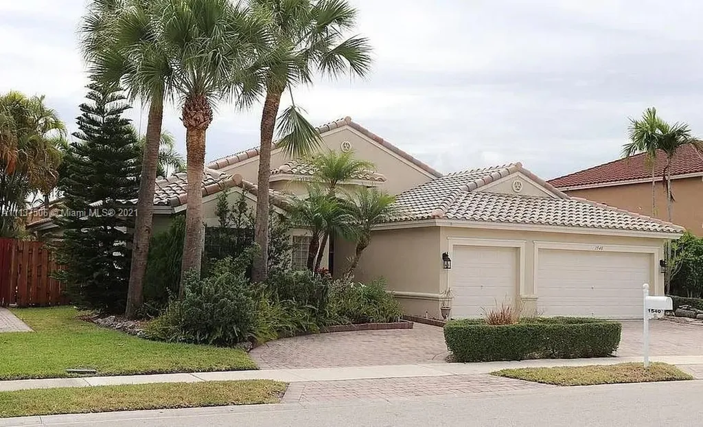 1540 SW 190th Avenue Pembroke Pines FL 33029