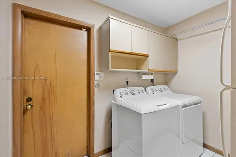 10350 SW 125th Street Miami FL 33176