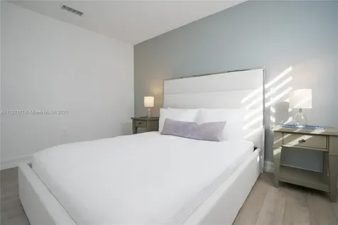 20077 SW 87th Place Cutler Bay FL 33189