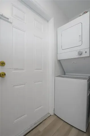 20077 SW 87th Place Cutler Bay FL 33189