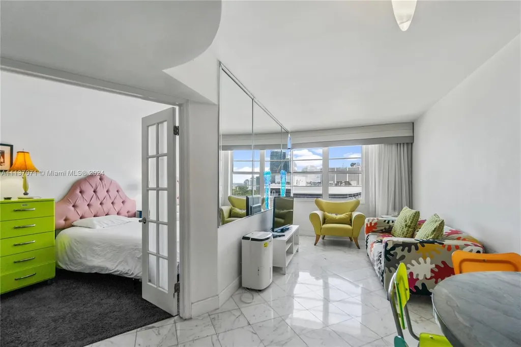 100 Lincoln Road Miami Beach FL 33139