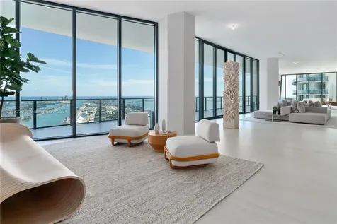 1000 Biscayne Boulevard Miami FL 33132
