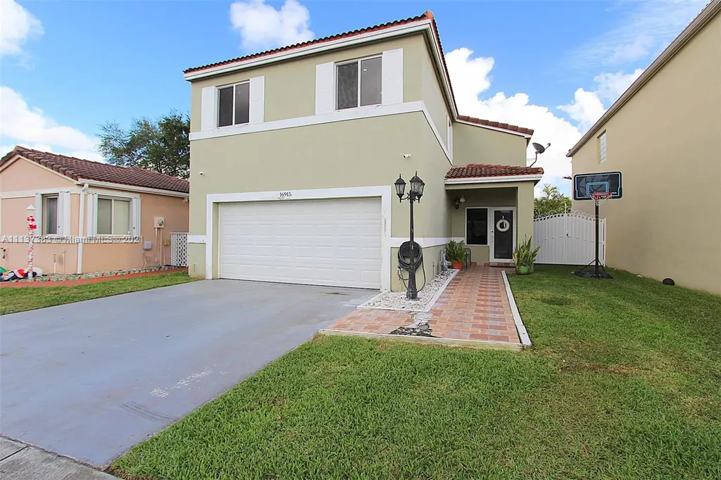 16915 SW 142nd Place Miami FL 33177