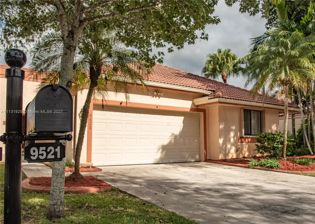 9521 NW 18th Drive Plantation FL 33322