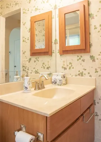 9521 NW 18th Drive Plantation FL 33322