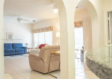 9521 NW 18th Drive Plantation FL 33322