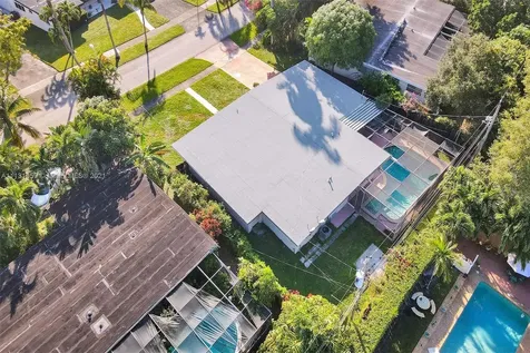 1941 NE 186th Drive North Miami Beach FL 33179